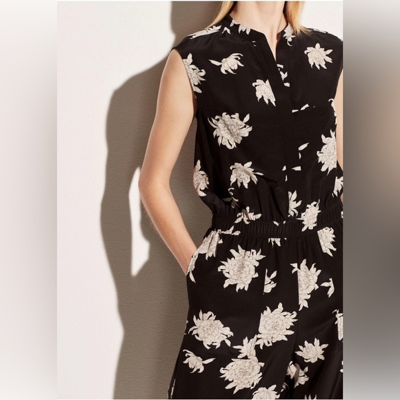Vince Silk Floral Jumpsuit Black White Chrysanthemum Print Size M - Picture 7 of 12